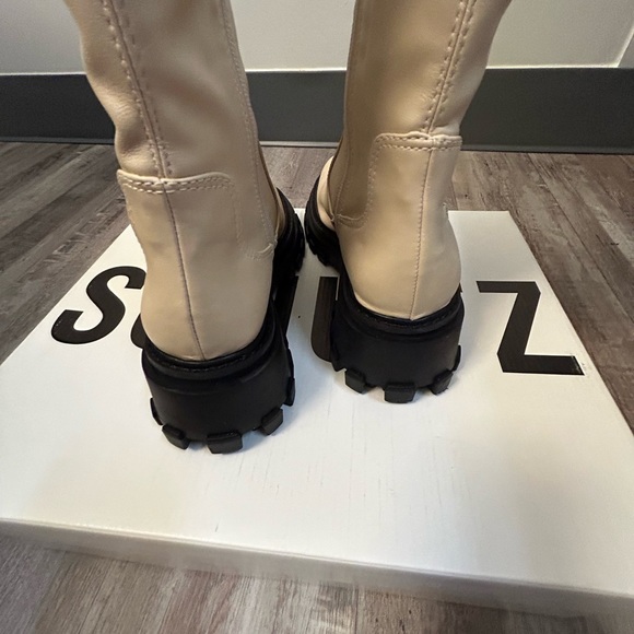 Schutz Kendy lug sole boots - Picture 9 of 12